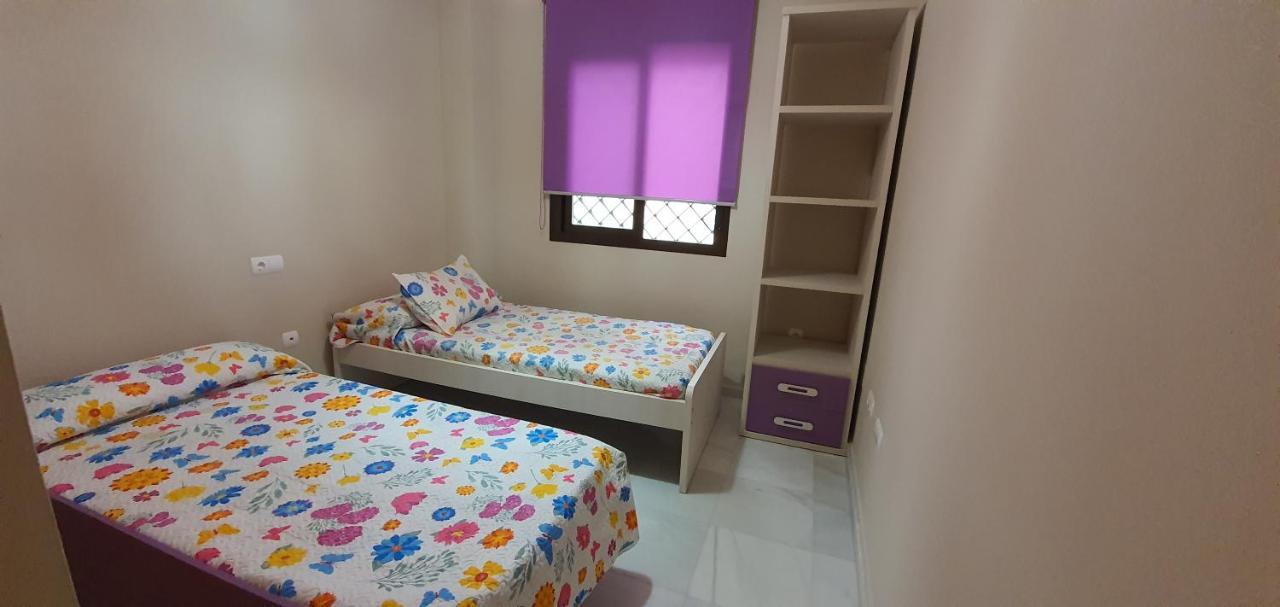 Apartamento CIUDAD DE ROTA Exterior foto